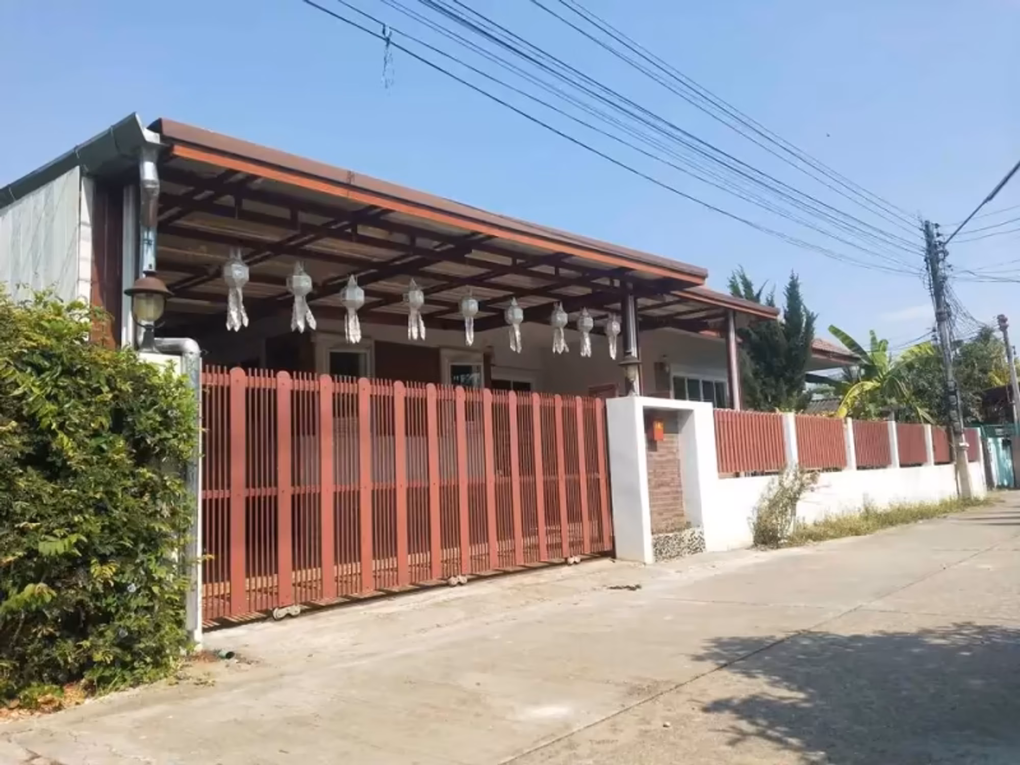 3 Bedroom House - Image 2