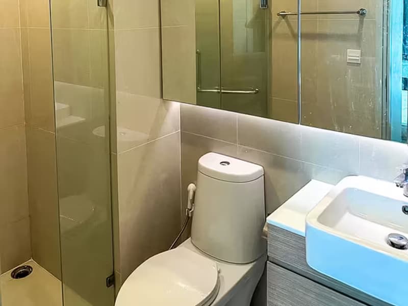 1 Bedroom Condo