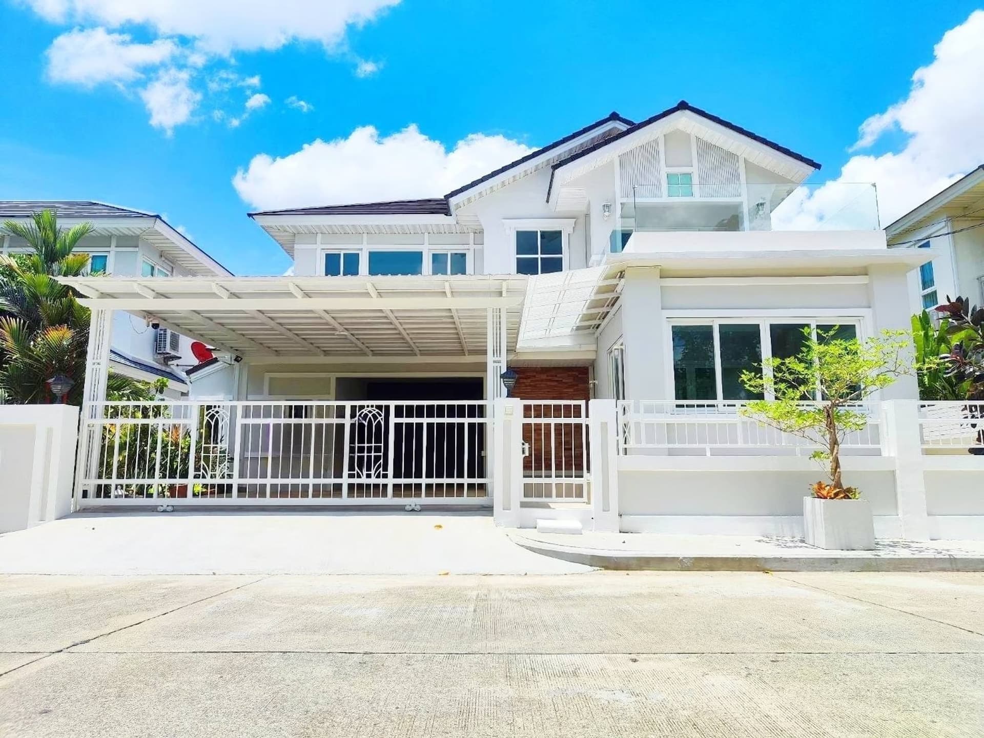 3 卧室 别墅 用于 出售 在 Bang Phli - Image 1