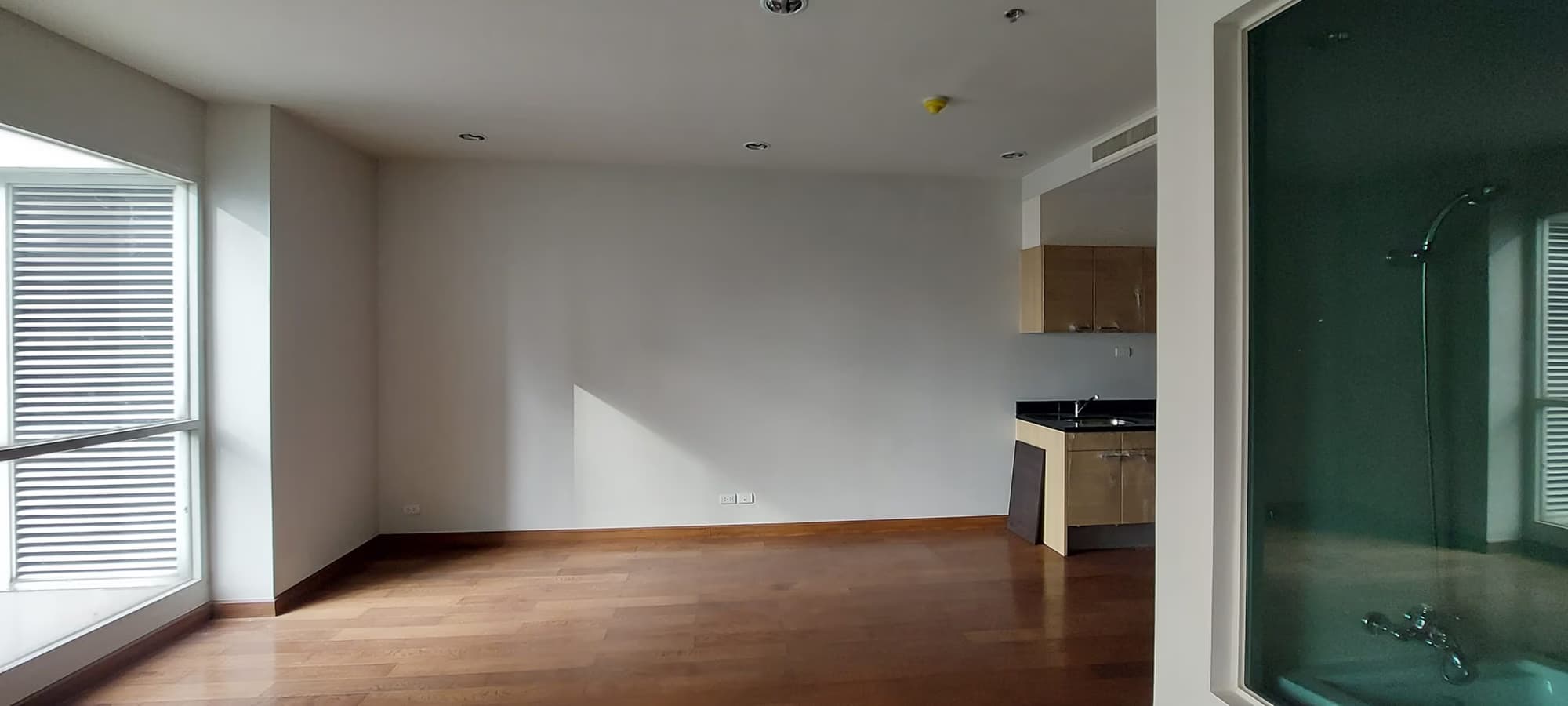 1 Bed Condo for Sale  Near Chit Lom BTS - Image 3
