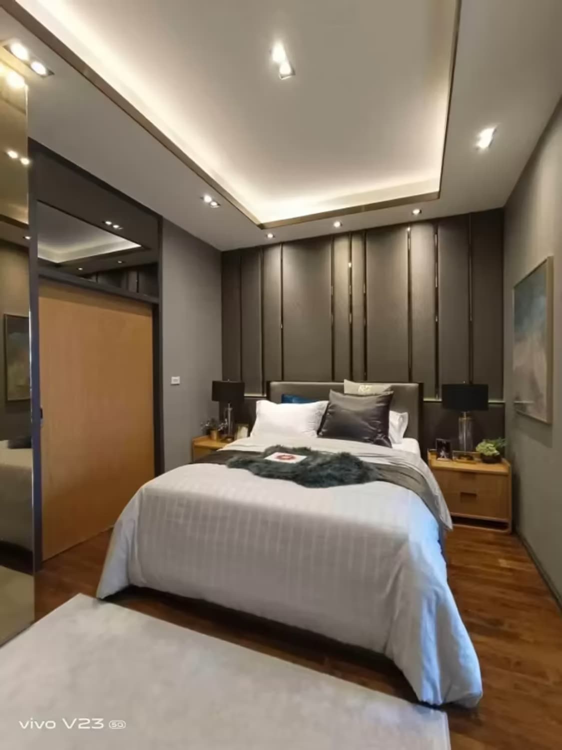 5 Bedroom House - Image 12