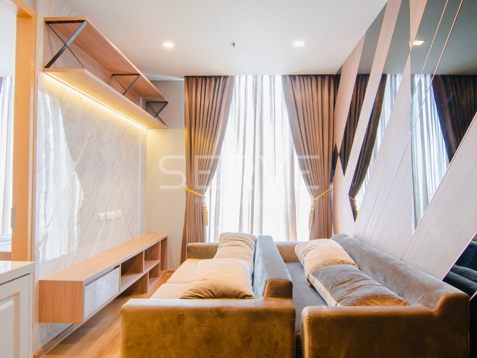 Condo for Sale at Noble BE 33 - Image 1