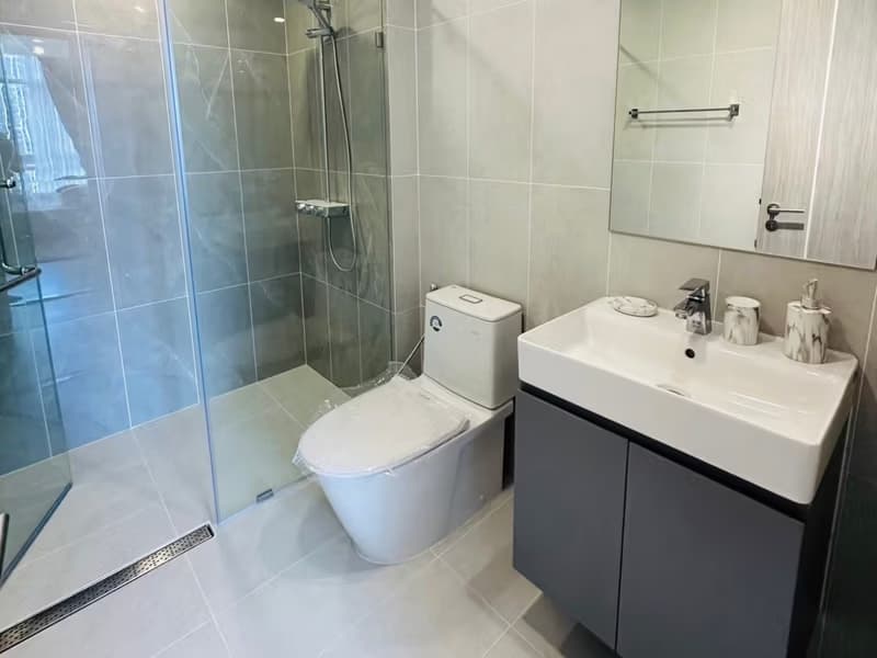 1 Bed Condo for Rent and Sale in Bang Rak