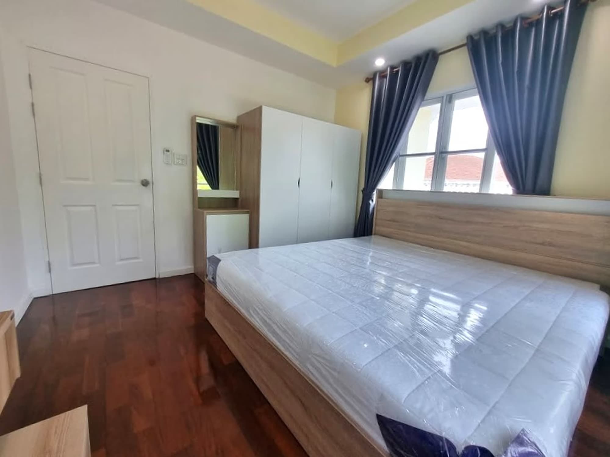 7 Bed House for Rent and Sale in Hang Dong - Image 12
