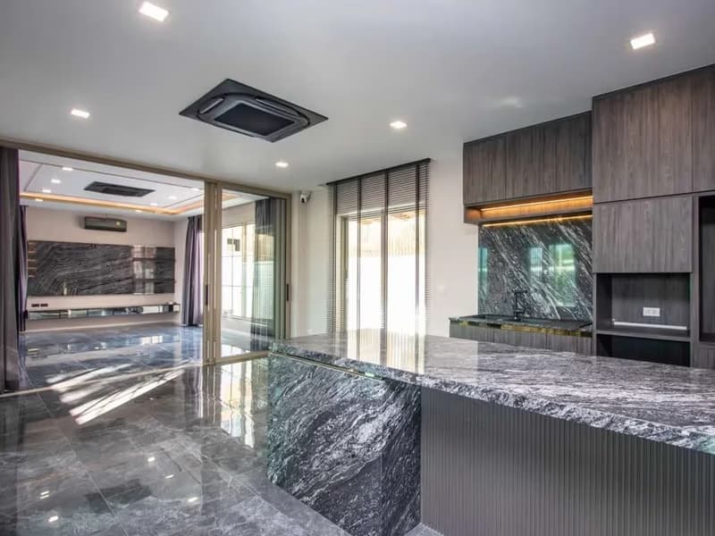 4 Bed House for Sale in San Kamphaeng