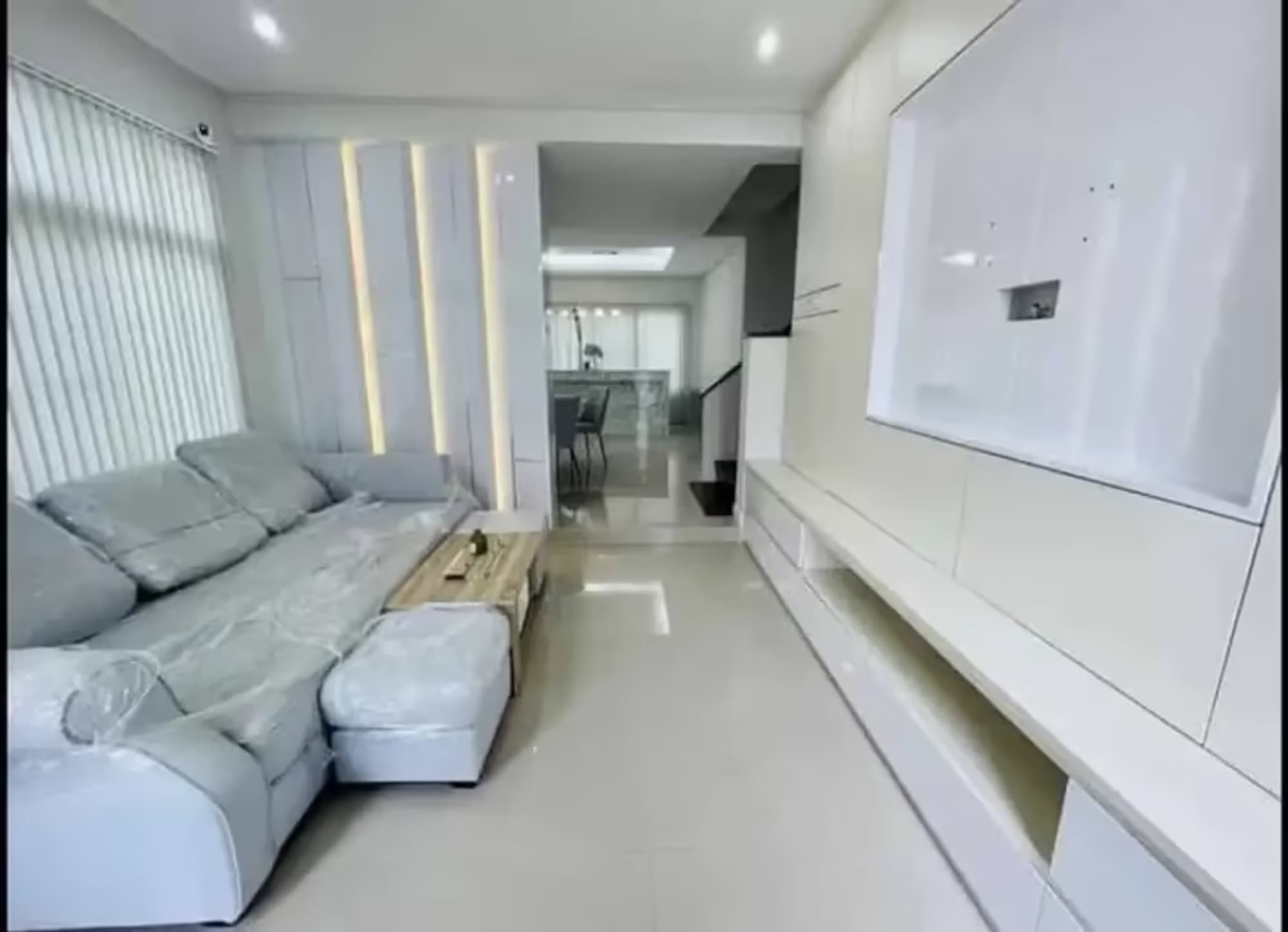 4 Bedroom House - Image 7