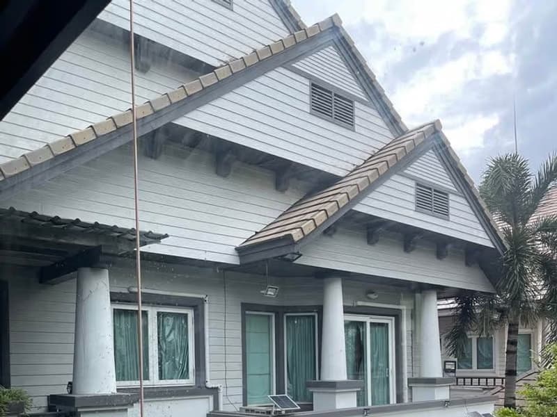 5 Bed House for Sale in Prawet