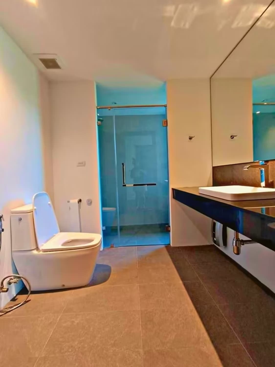 5 Bedroom House for Sale in Green Valley - Image 4