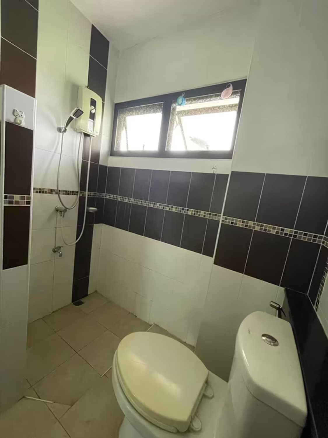 3 Bedroom House - Image 7