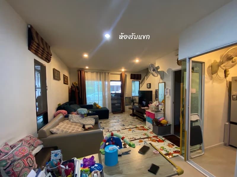 3 Bed Townhouse for Sale in Bang Kapi
