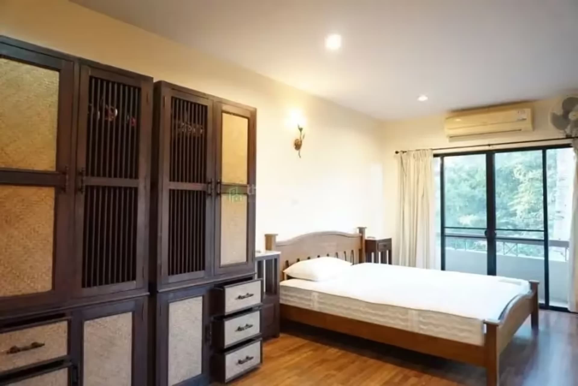 2 Bedroom Condo - Image 4
