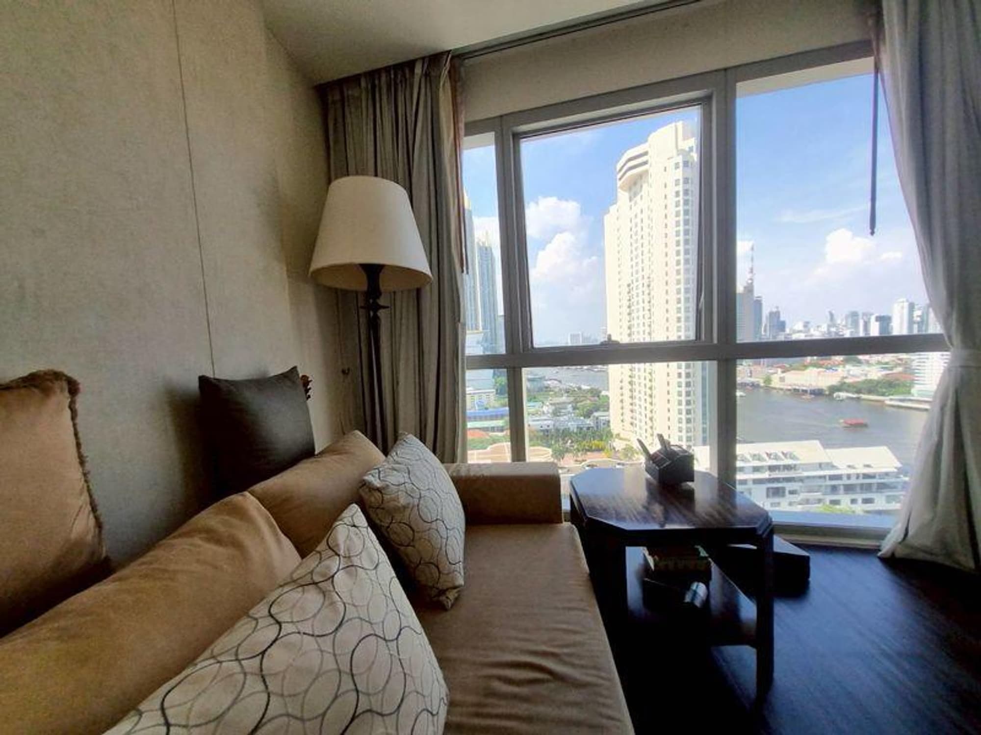 4 Bed Condo for Sale in Khlong San - Image 16