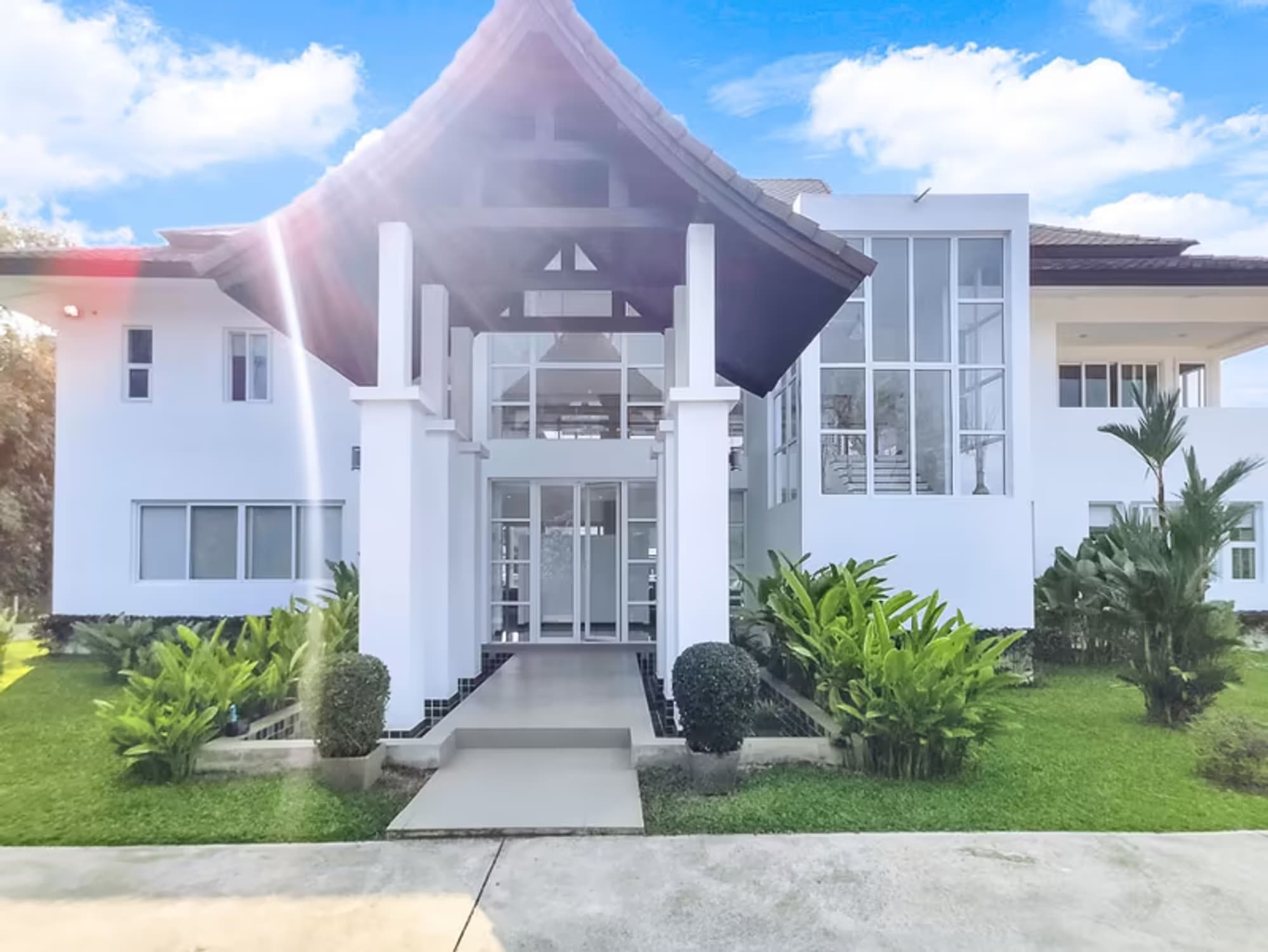Luxury Pool Villa for Sale/Rent in Mae Rim - Image 7