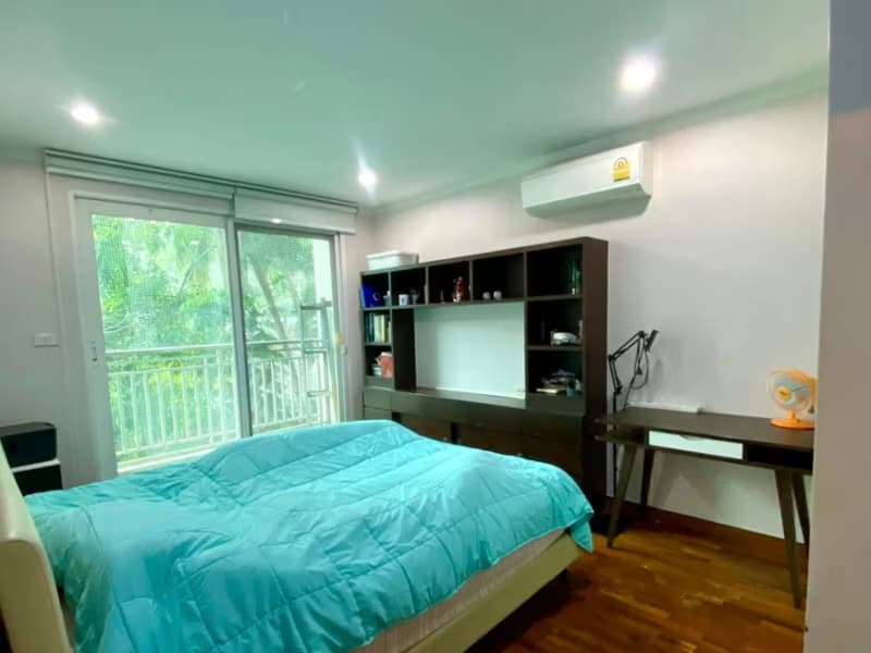 3 Bed Condo for Sale in Sathon