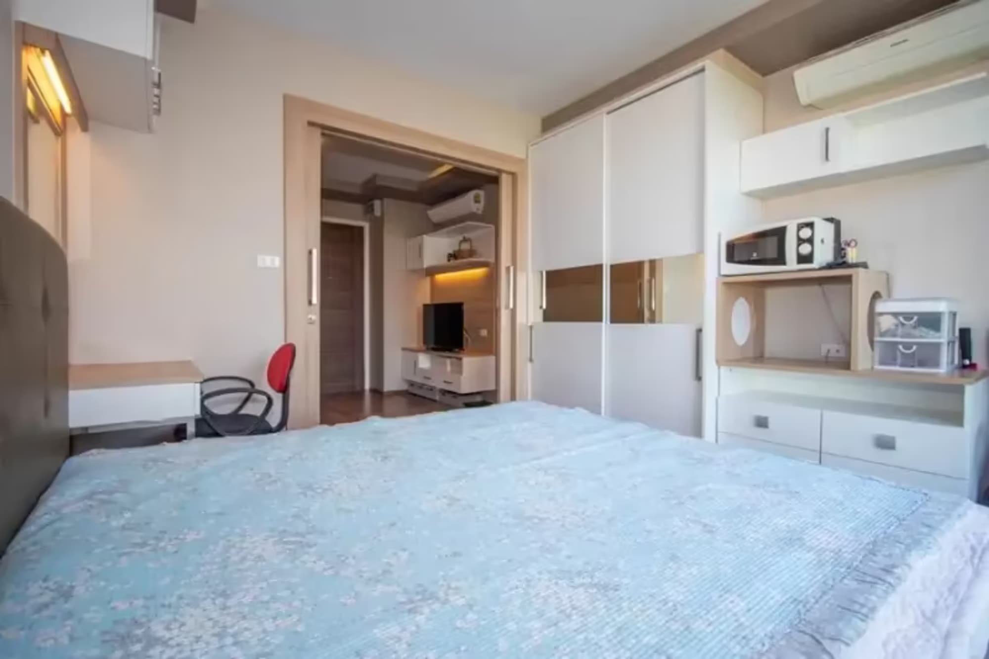 1 Bedroom Condo - Image 3