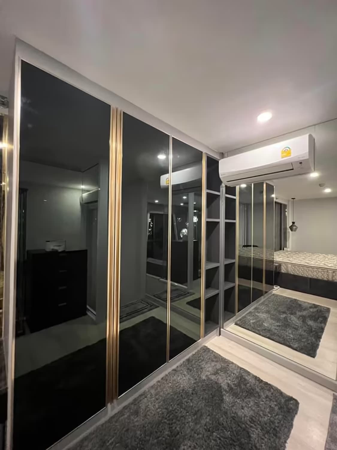  - Image 7
