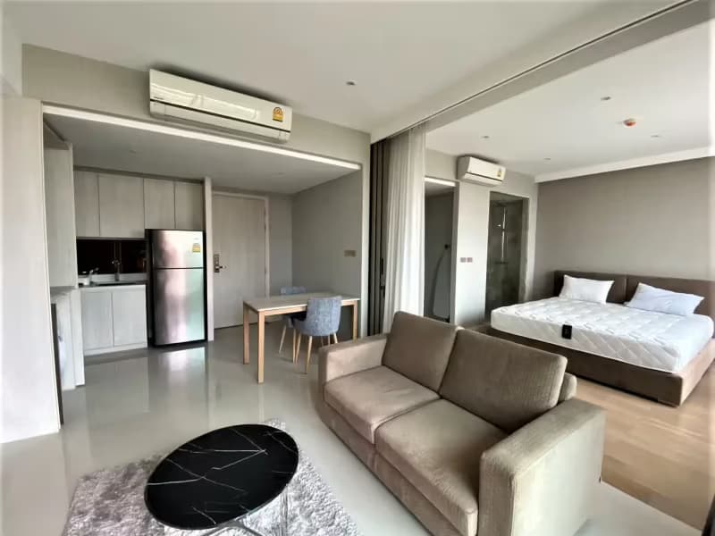 1 Bedroom Condo