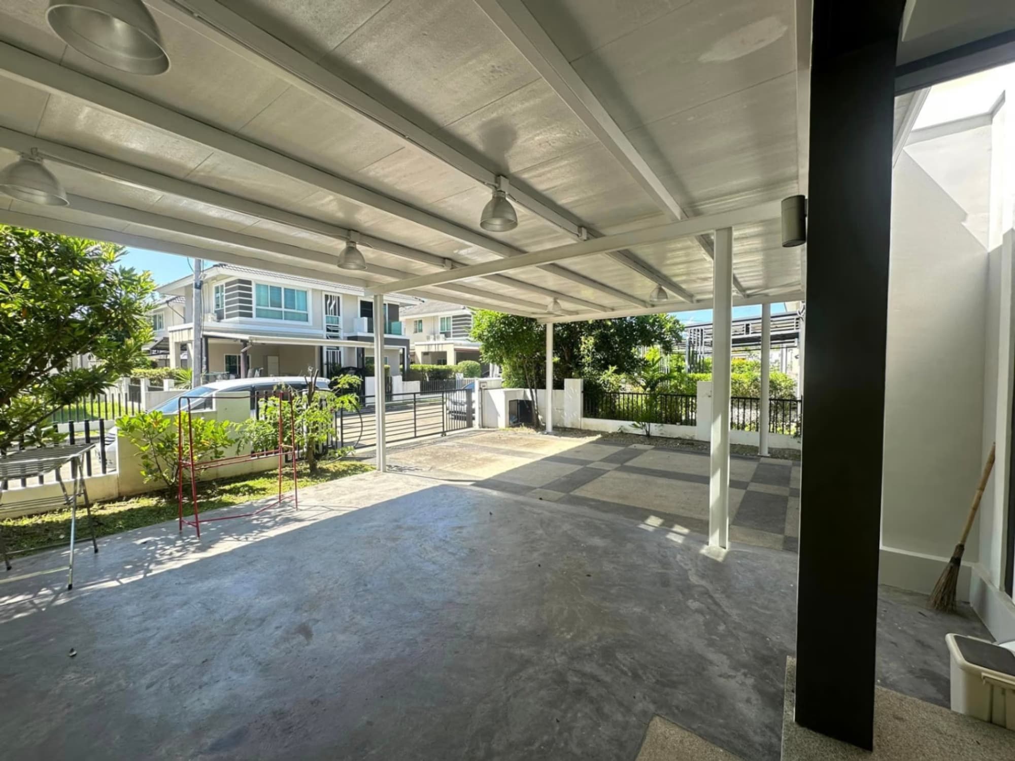 3 Bed House for Rent and Sale in San Sai - Image 13
