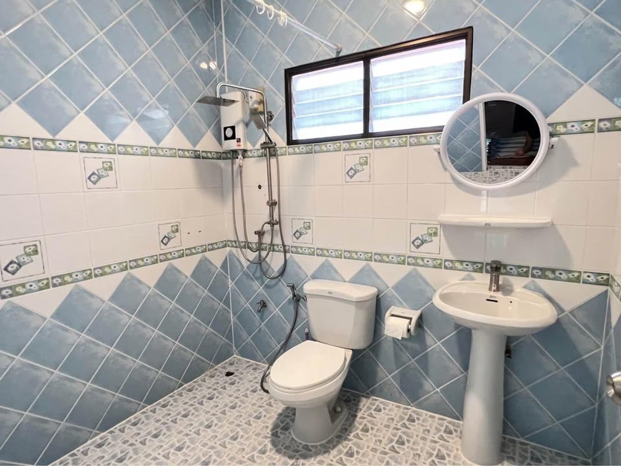 4 ห้องนอน บ้าน สำหรับ ขาย ใน San Sai - Image 11