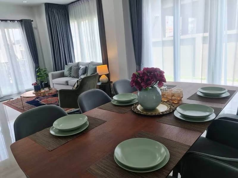 4 Bed House for Rent and Sale in Hang Dong