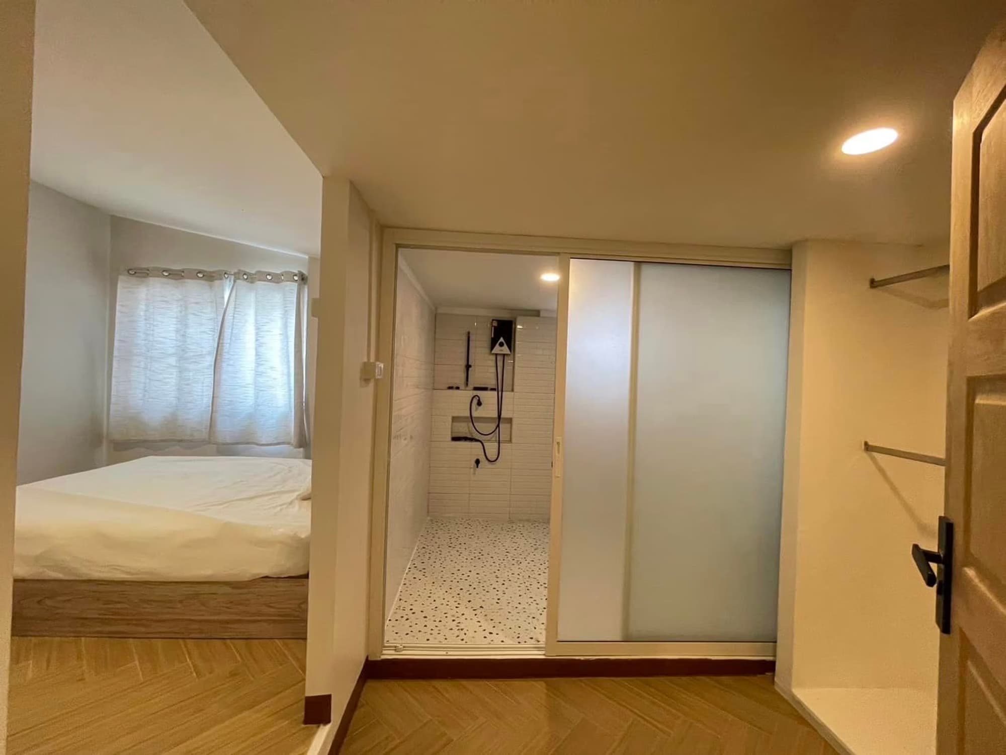 2 Bed House for Rent in Mueang Chiang Mai - Image 17