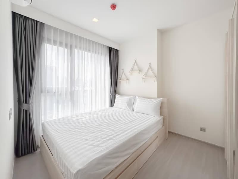 1 Bedroom Condo