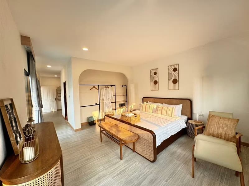 8 Bed House for Rent and Sale in Doi Saket