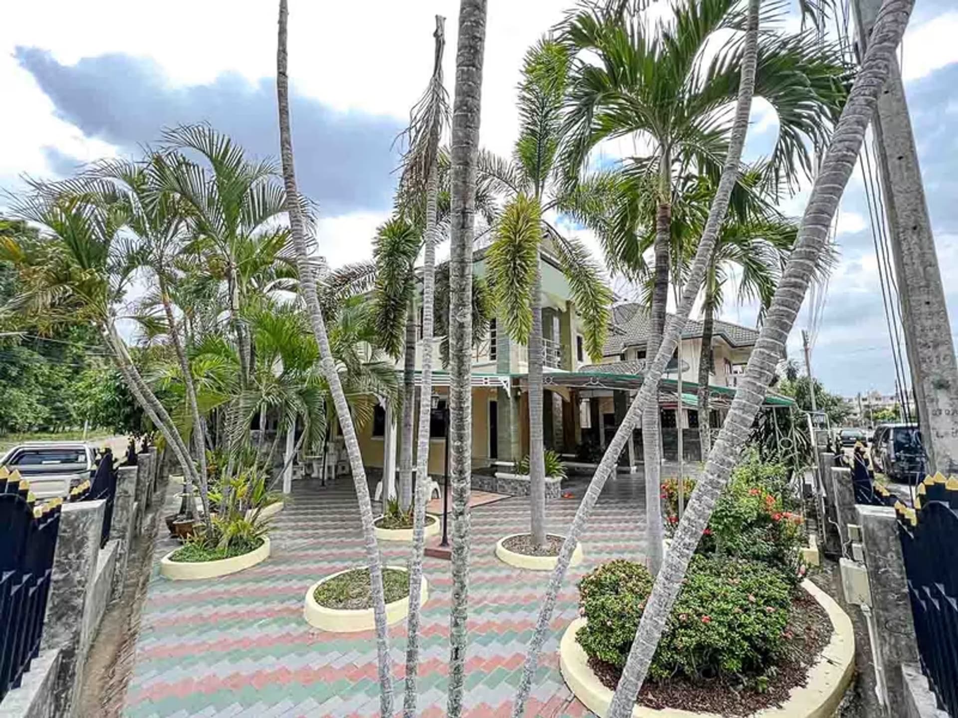 3 Bedroom House - Image 19