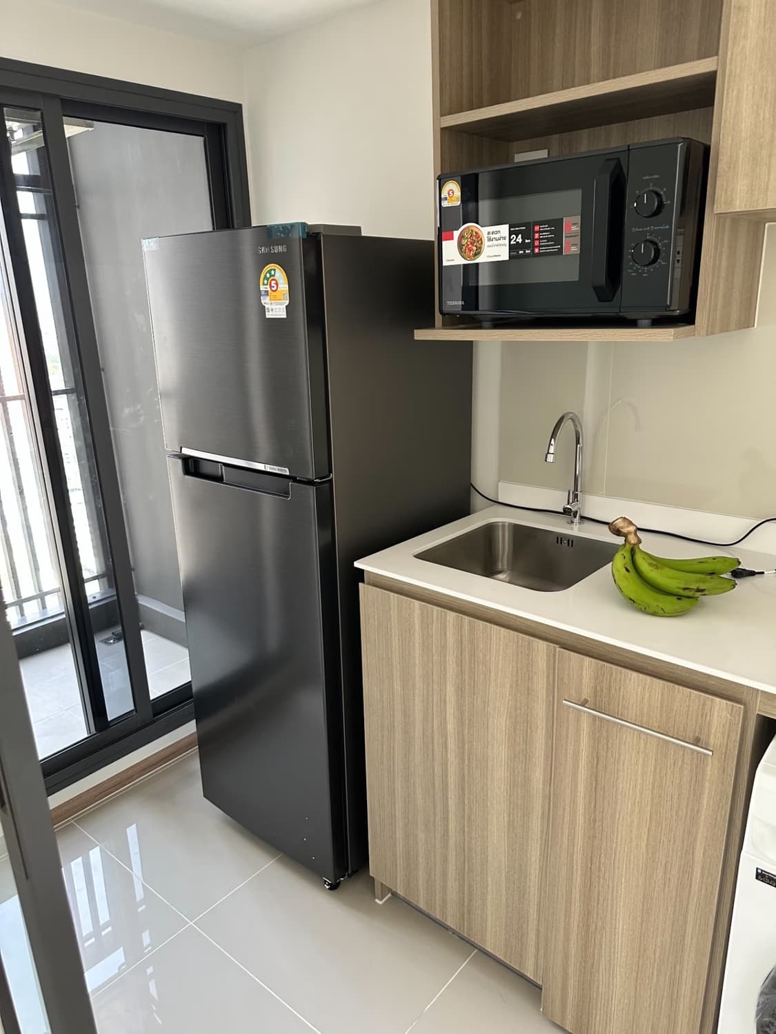 1 ห้องนอน Condo สำหรับ ขาย ใน คลองเตย - Image 5