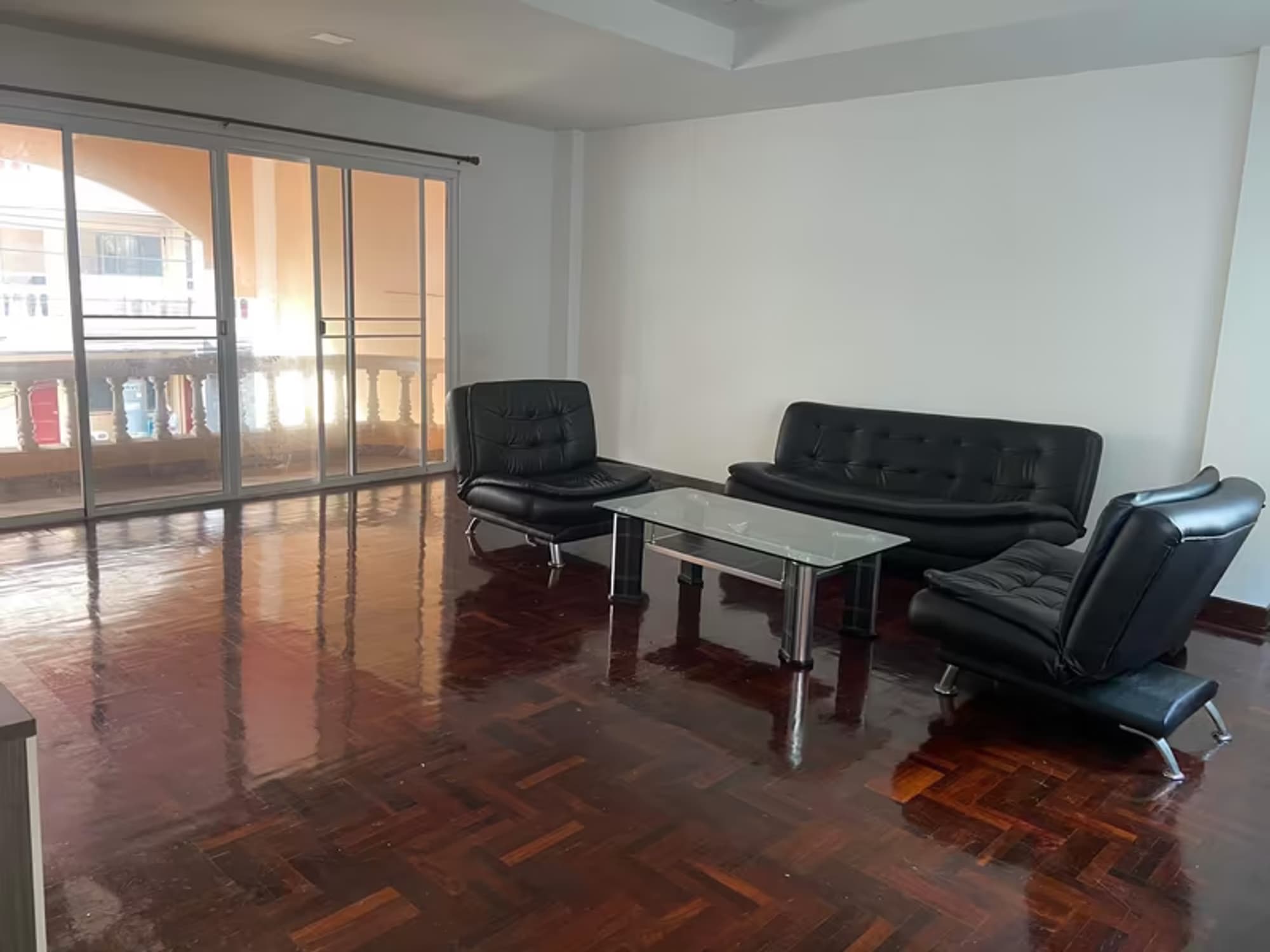 4 Bed - Townhouse FOR RENT in Thong Lor  - Image 3