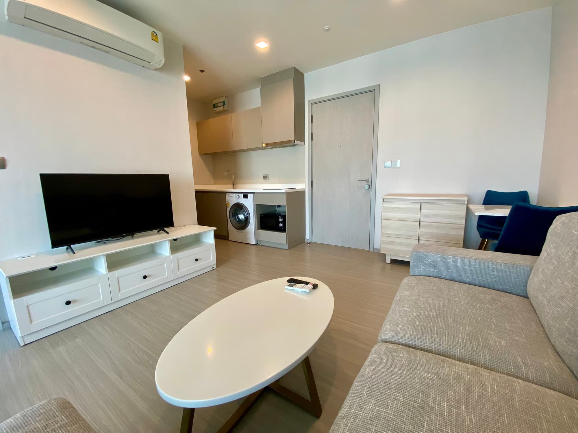 Condo for Rent at Life Sukhumvit 62 - Image 1