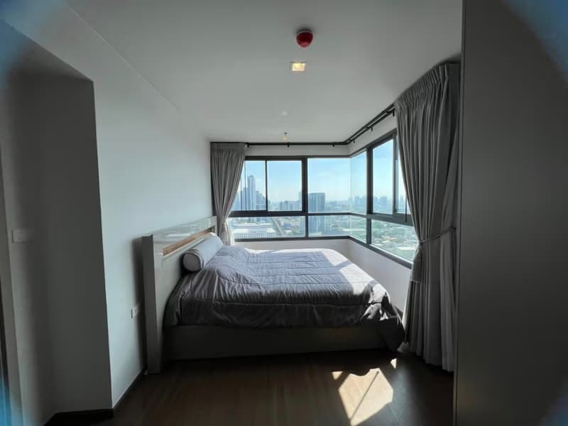 2 Bed Condo for Rent and Sale in Phra Khanong