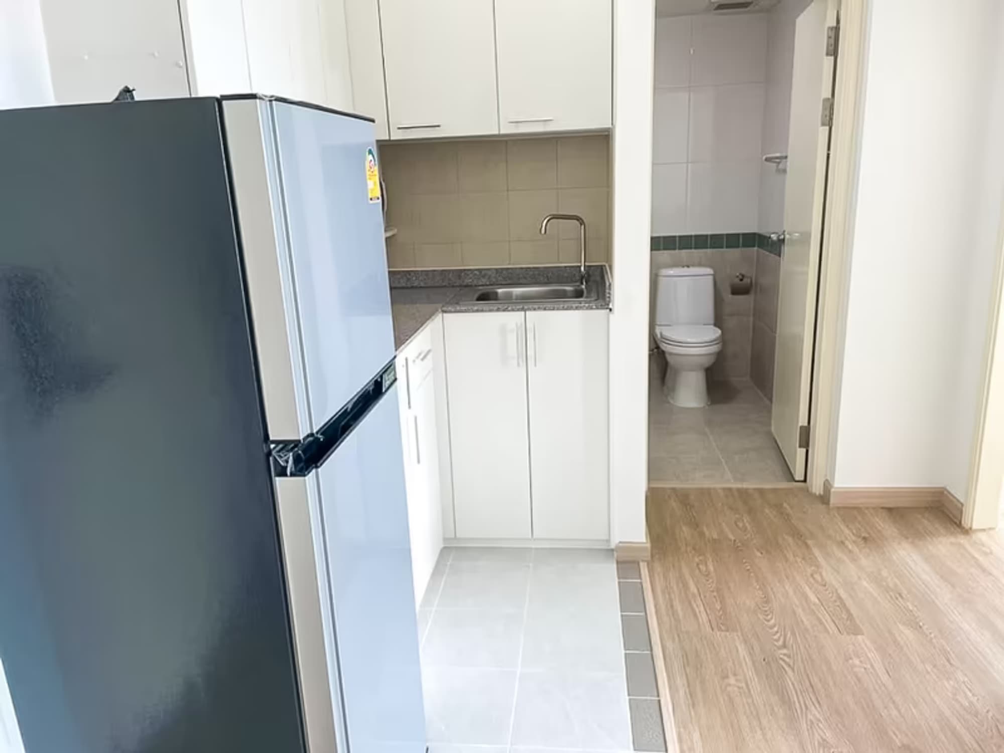 1 Bedroom Condo for Rent at Centric Scene Sukhumvit  - Image 2