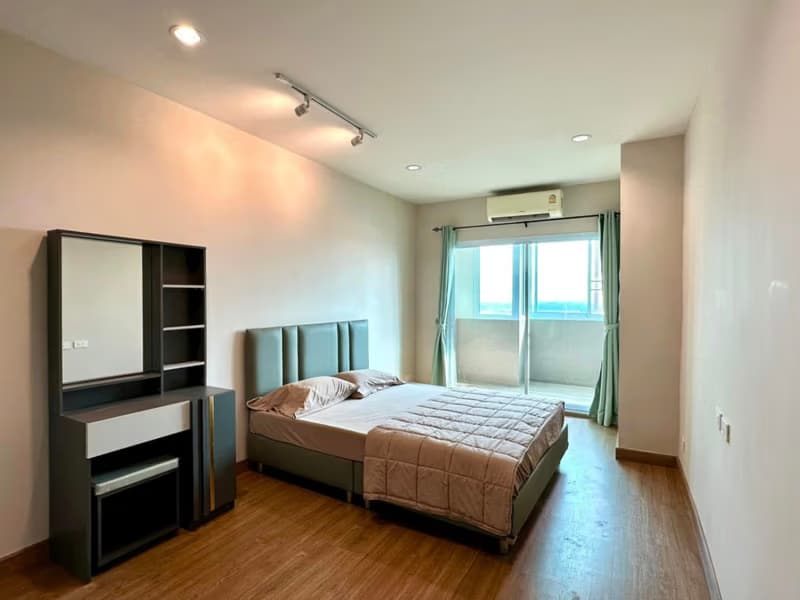 2 Bed Condo for Rent in Saraphi