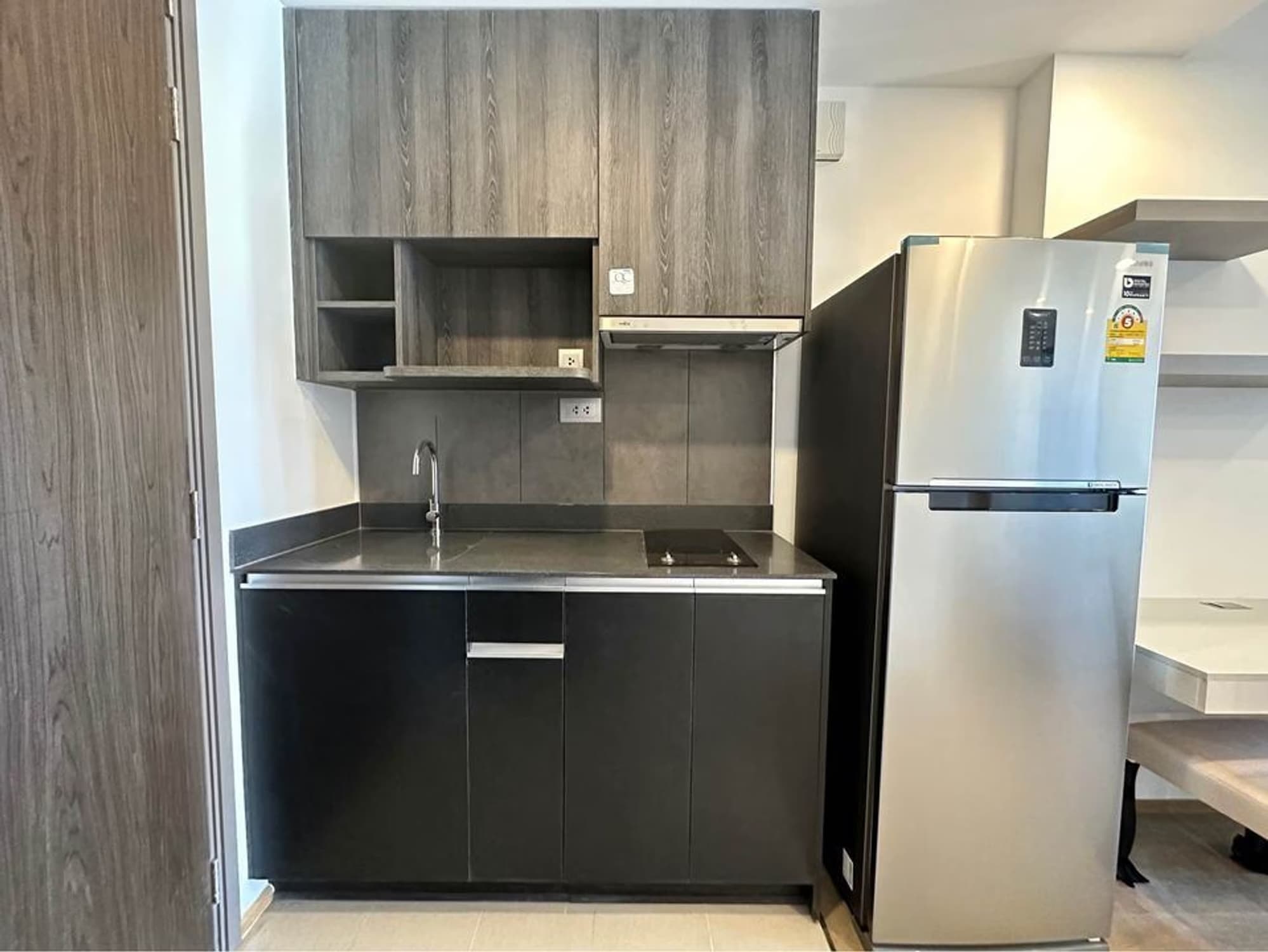 1 Bedroom Condo - Image 5