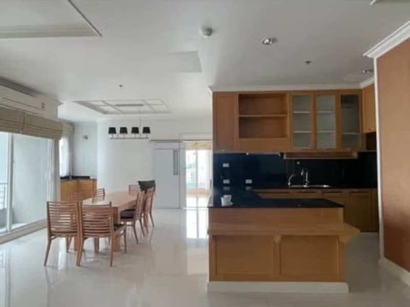 3 Bed Condo for Rent in Bang Kapi