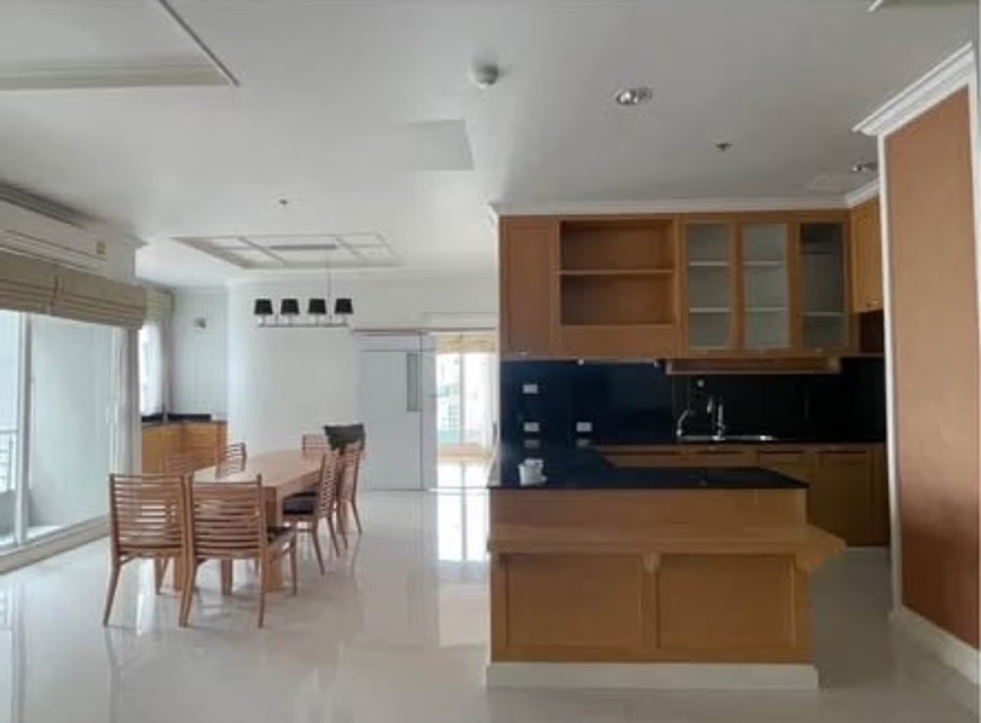 3 Bed Condo for Rent in Bang Kapi - Image 1