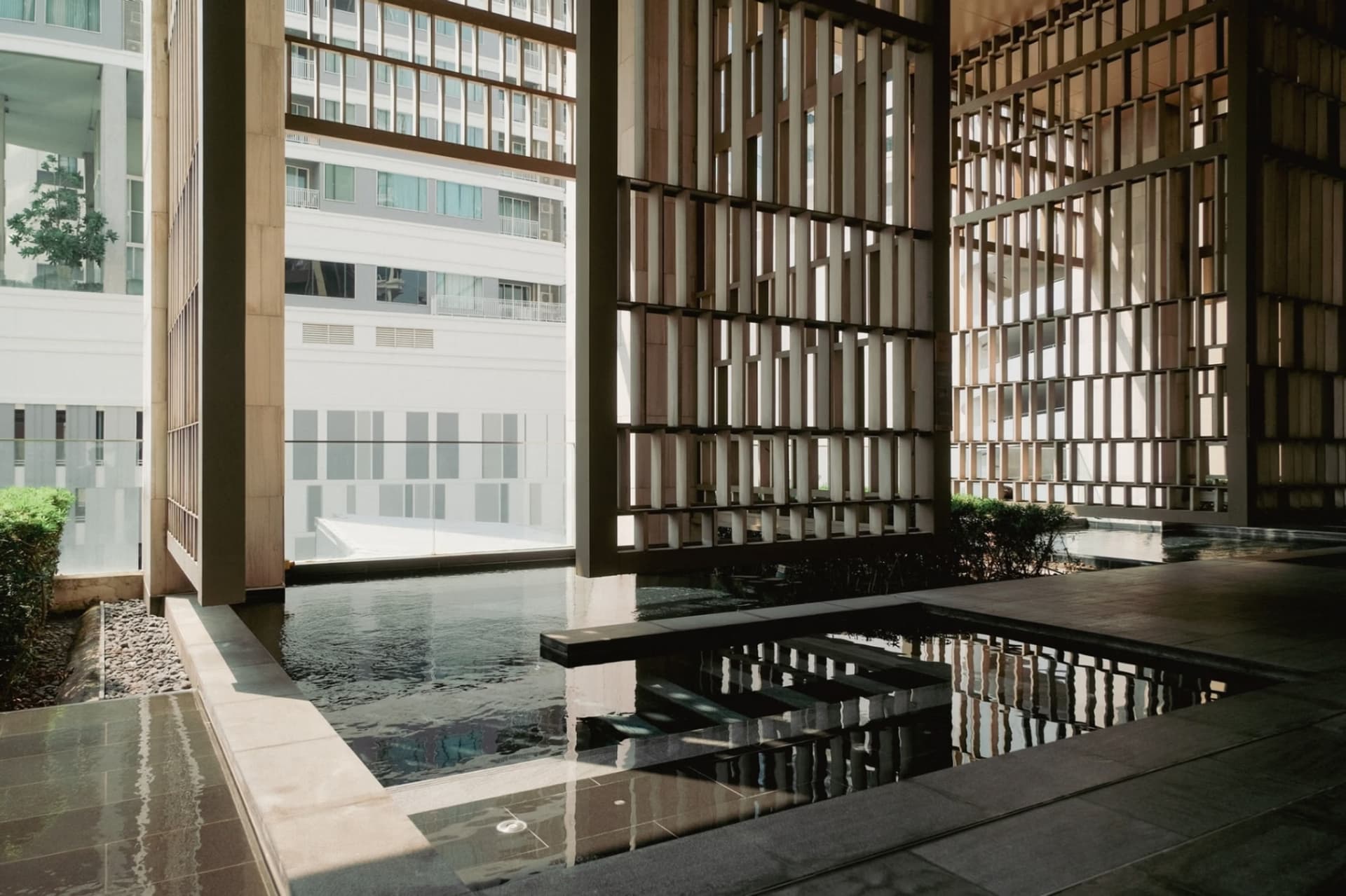 2 Bed Condo for Sale in Watthana - Image 9