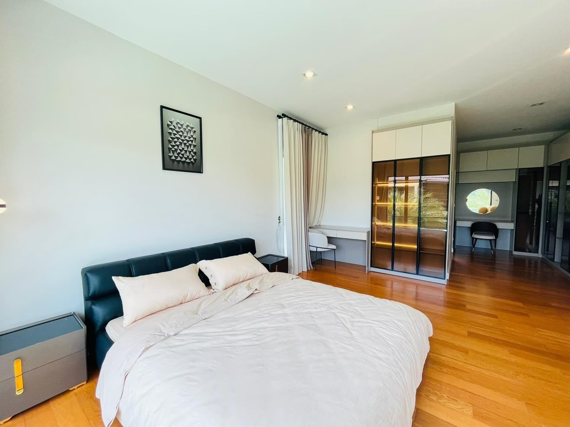 4 Bed House for Rent and Sale in Prawet - Image 6