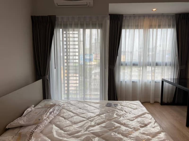 Studio Condo for Rent in Huai Khwang