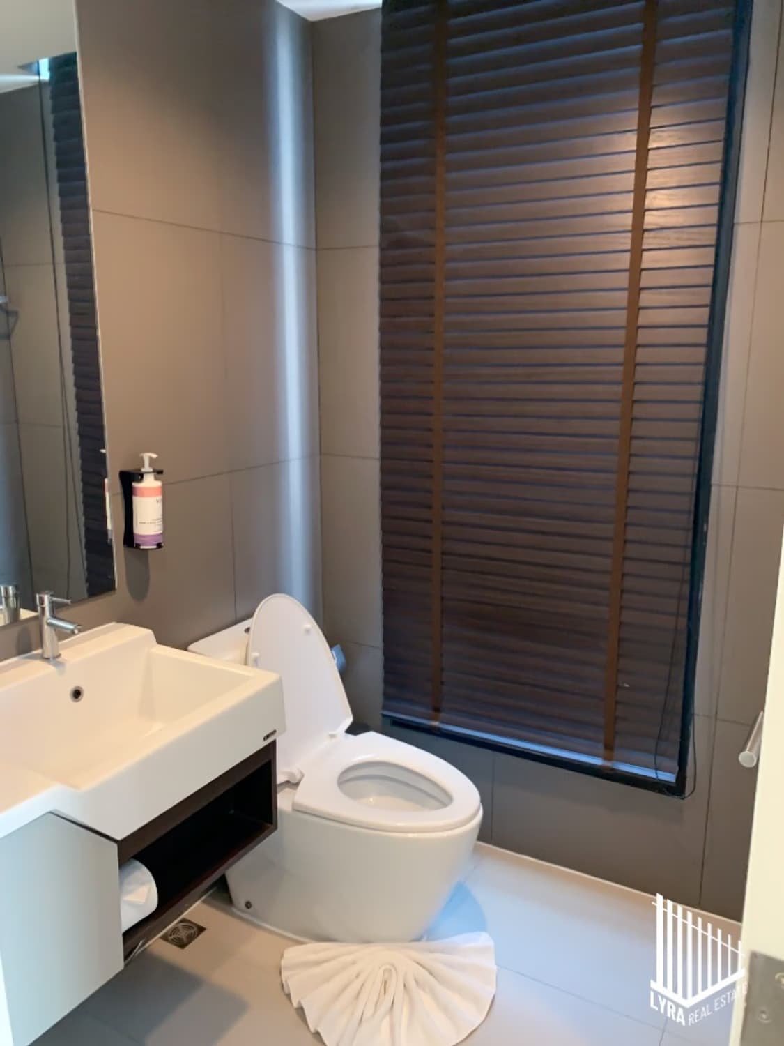 2 ห้องนอน คอนโด สำหรับ ขาย ใน Watthana - Image 10