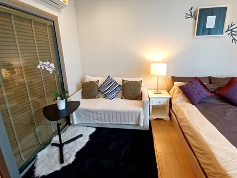 Condo for Rent at Quad Sathon