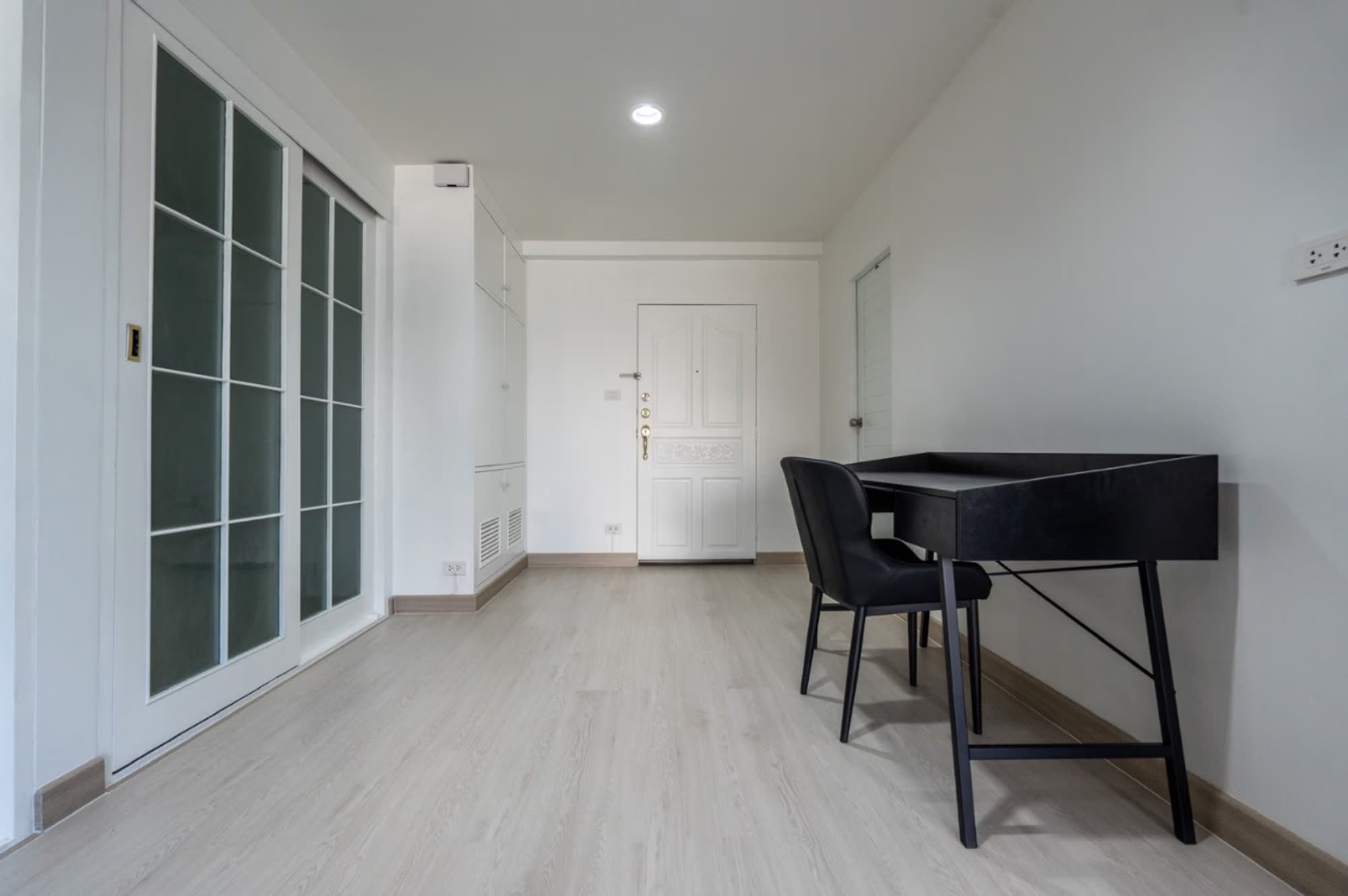  - Image 6