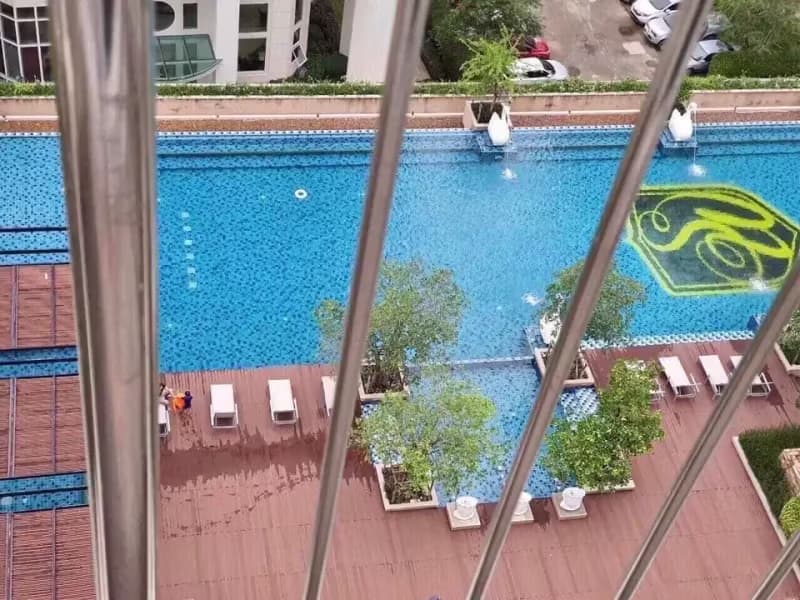 1 Bedroom Condo
