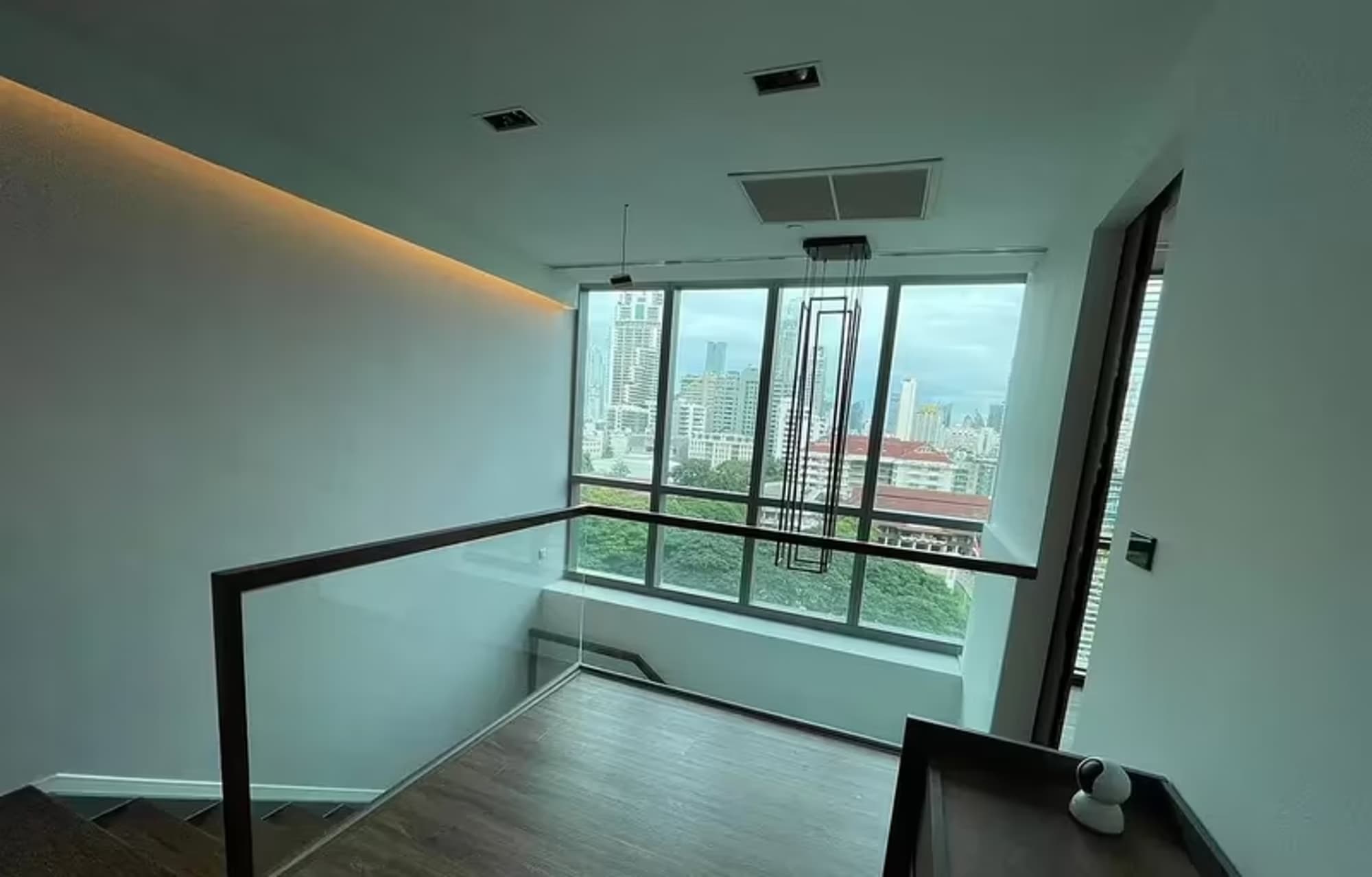  - Image 8