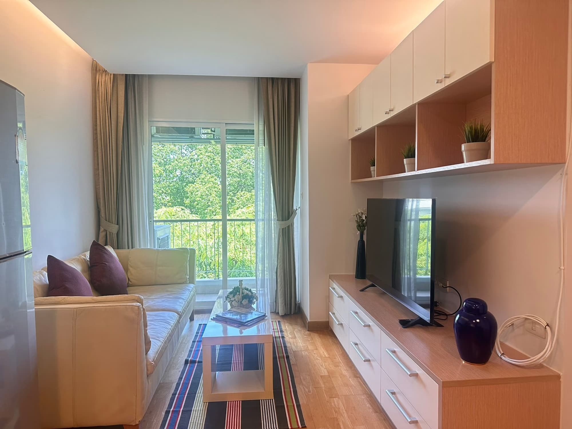 2 Bed Condo for Rent and Sale in Phra Khanong - Image 1
