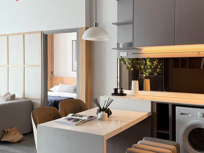 2 Bed Condo for Rent in Khlong Toei