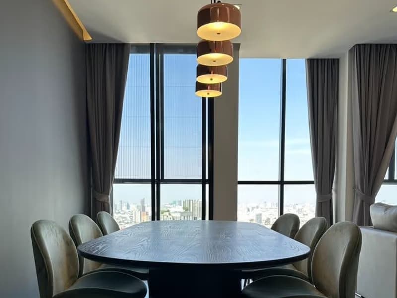 2 Bed Condo for Rent and Sale in Pathum Wan