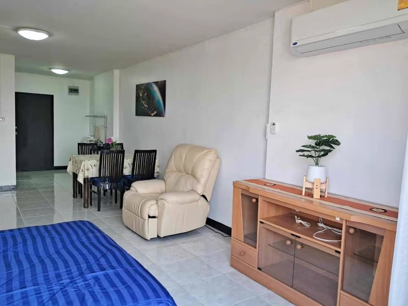 Studio for Rent in 