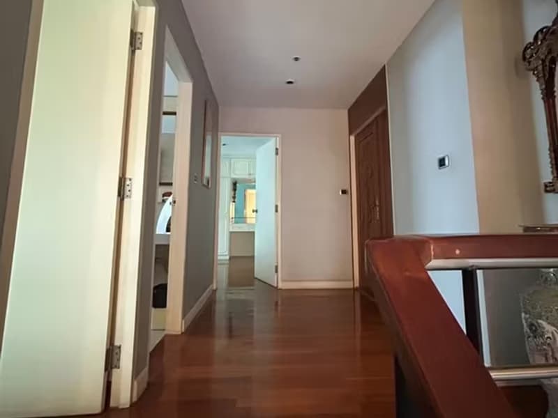 Condo for Sale at Kiarti Thanee City Mansion